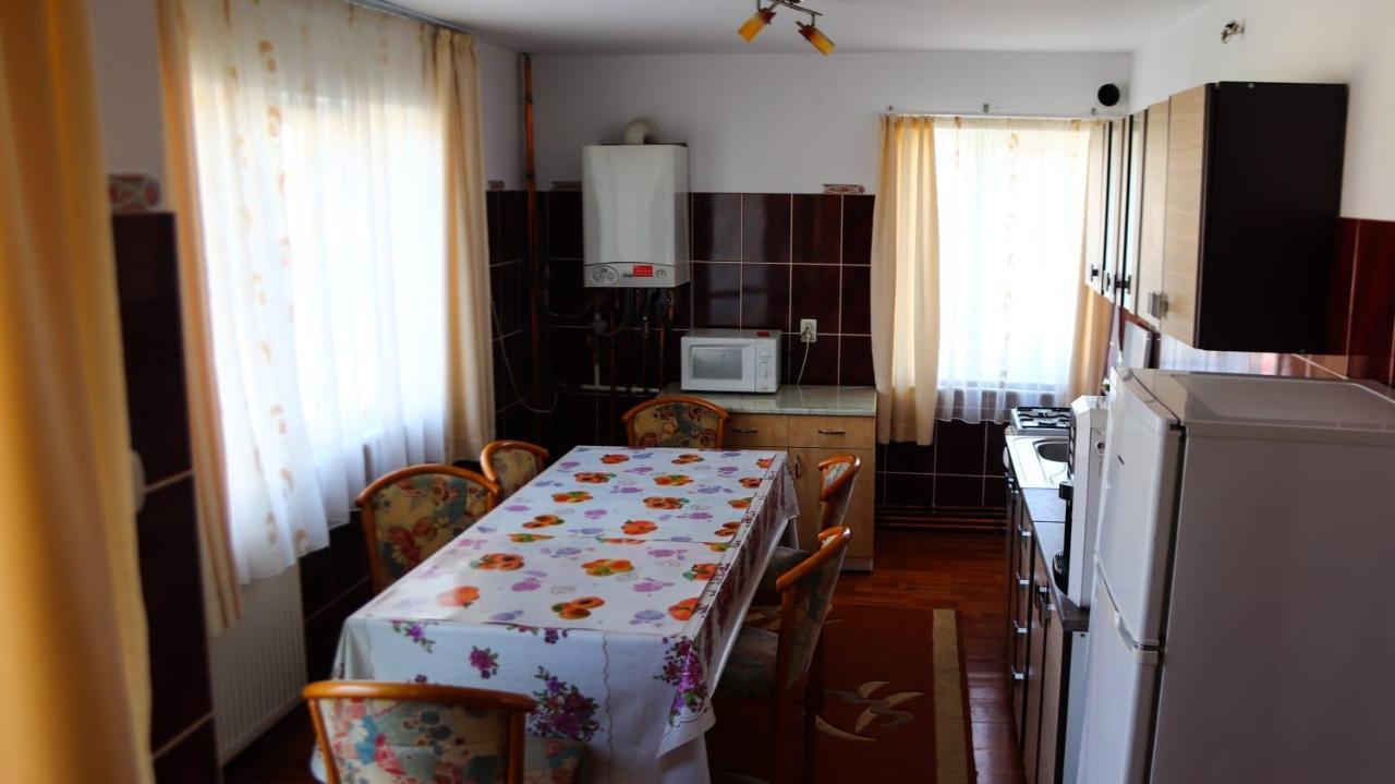 Casa In Bucovina Apartment Gura Humorului Bagian luar foto